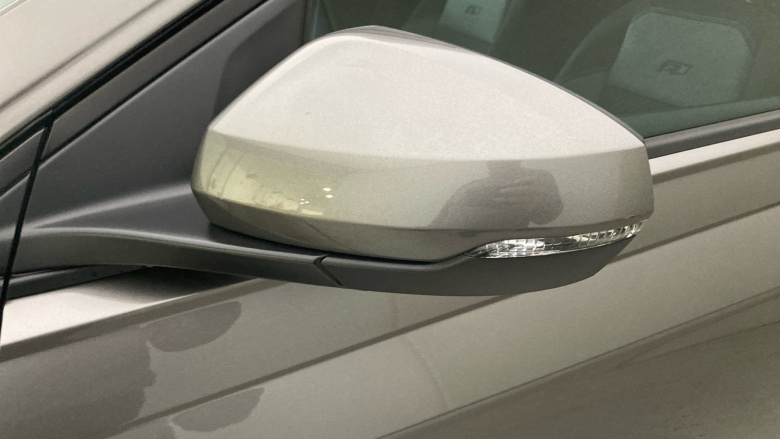 Volkswagen Polo 1.0 TSI 110 R-Line 5dr Petrol Hatchback